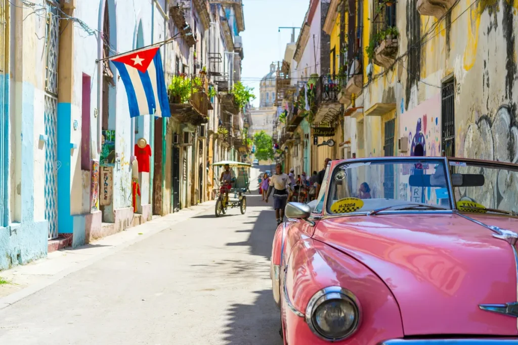 Envíos y viajes a Cuba con MK Adventure